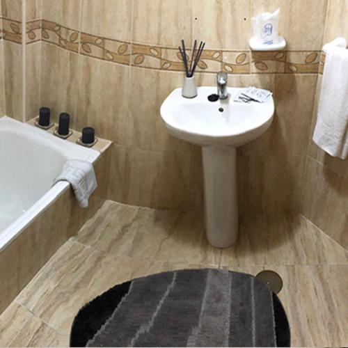 Puerta Del Sol Trm Only Adults Aparts Torremolinos Exterior photo