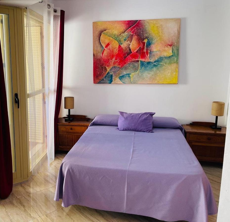 Puerta Del Sol Trm Only Adults Aparts Torremolinos Exterior photo