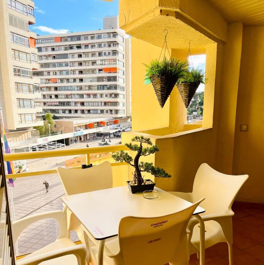 Puerta Del Sol Trm Only Adults Aparts Torremolinos Exterior photo