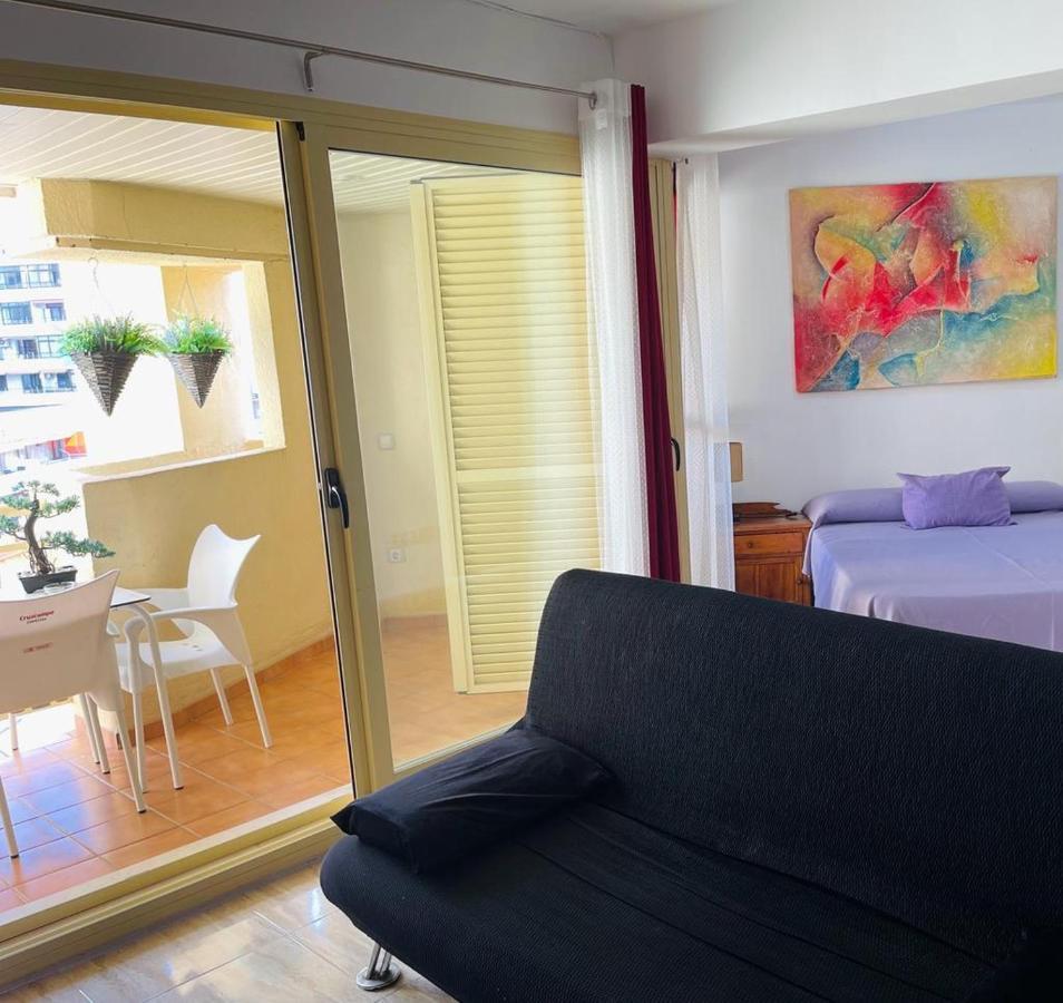 Puerta Del Sol Trm Only Adults Aparts Torremolinos Exterior photo