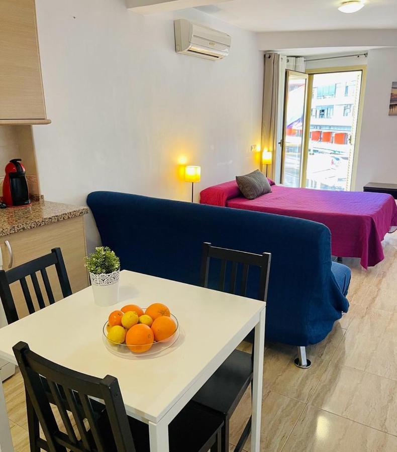 Puerta Del Sol Trm Only Adults Aparts Torremolinos Exterior photo