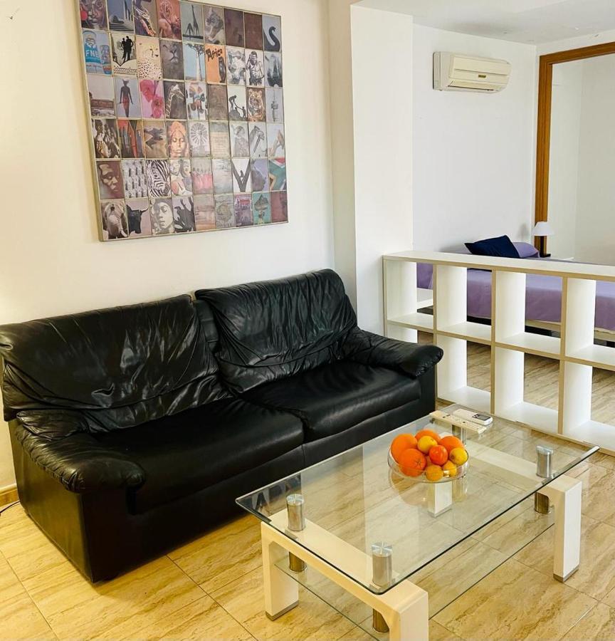 Puerta Del Sol Trm Only Adults Aparts Torremolinos Exterior photo